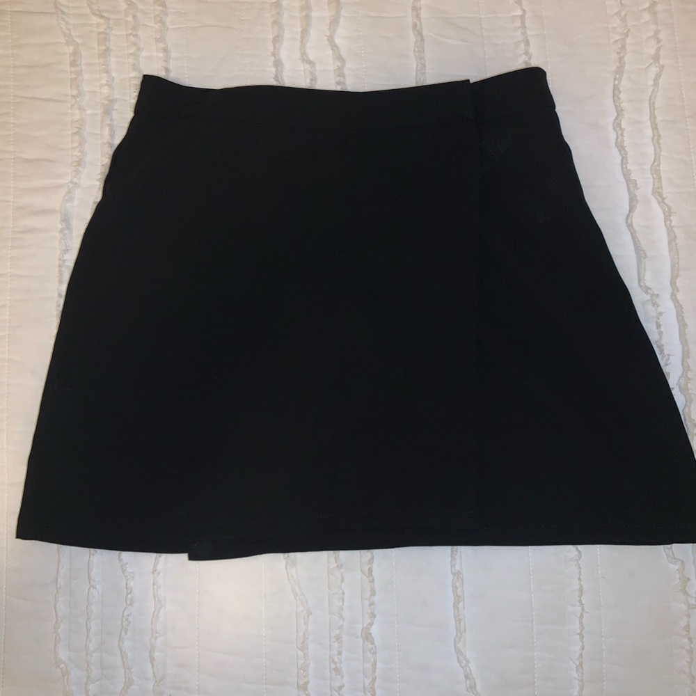 Forever 21 Black Envelope Skirt